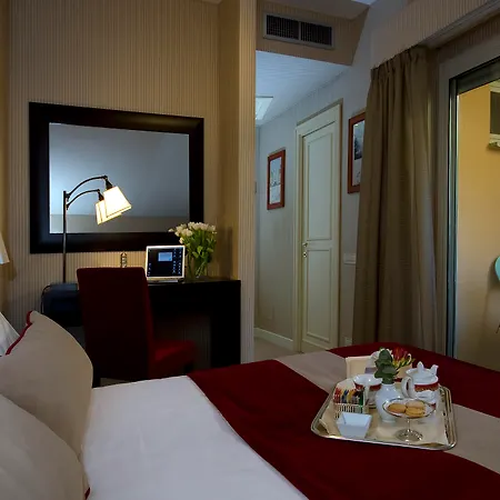 Dei Borgognoni 4* Rome