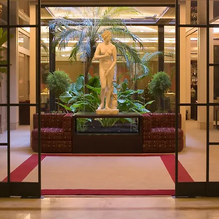 Hotel Dei Borgognoni Rome