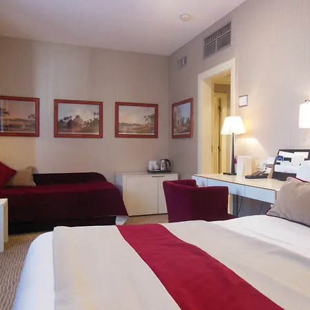 Hotel Dei Borgognoni 4*
