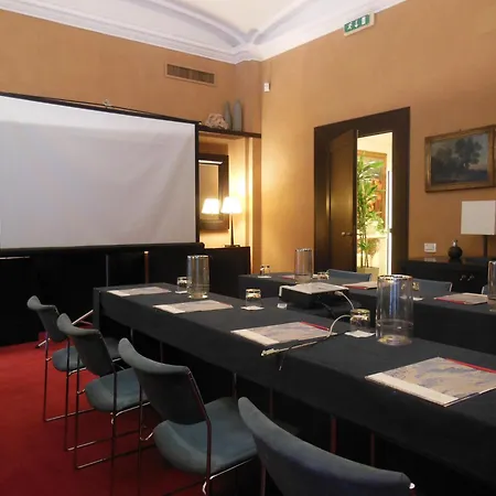 Dei Borgognoni Hotel 4*