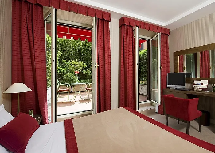 Dei Borgognoni Hotell 4*