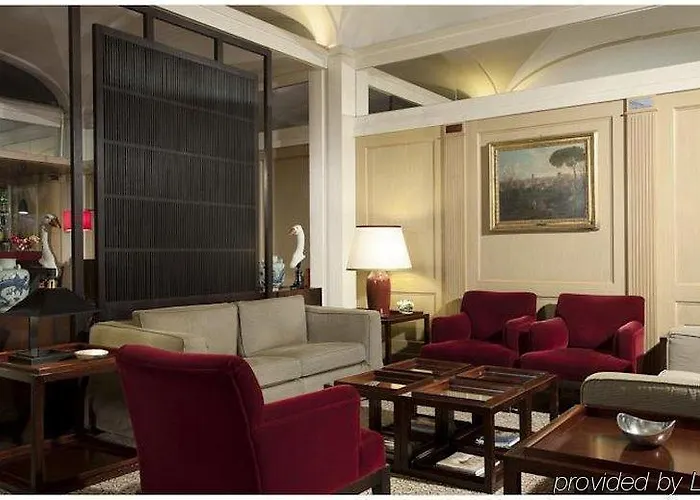 Hotel Dei Borgognoni 4*