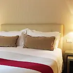 デイ ボルゴニョーニ ホテル 4*