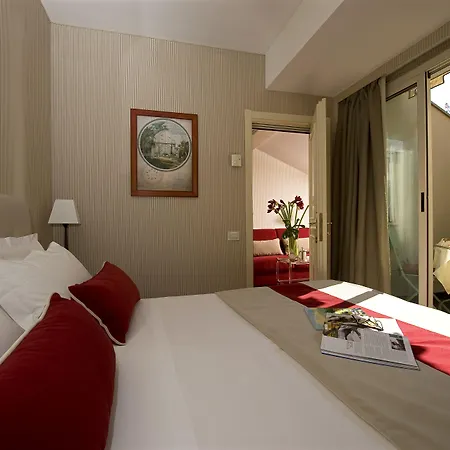 Dei Borgognoni Hotel 4*