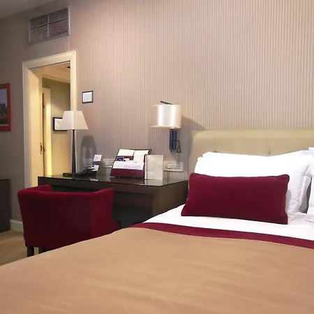 Hotel Dei Borgognoni Rzym