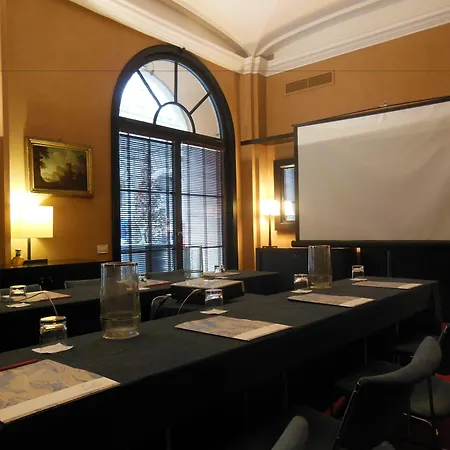 Hotel Dei Borgognoni 4*