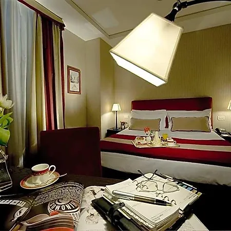Dei Borgognoni Отель 4*