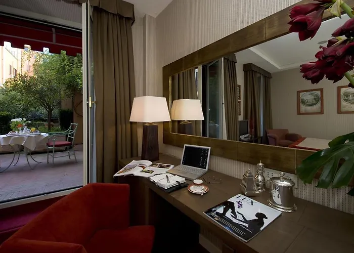 Dei Borgognoni 4* Ρώμη