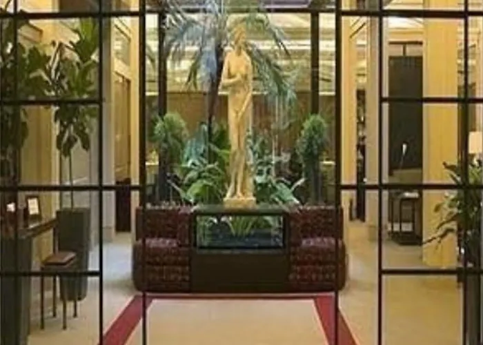 Hotel Dei Borgognoni Roma