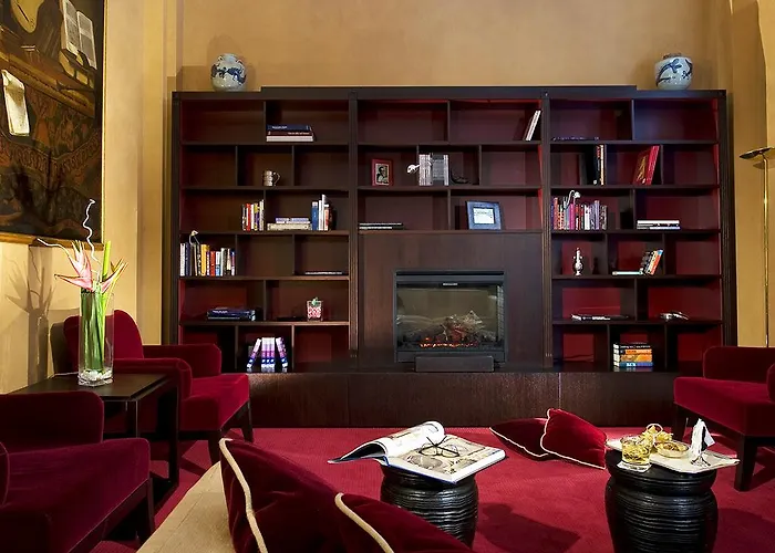 Hotell Dei Borgognoni 4*